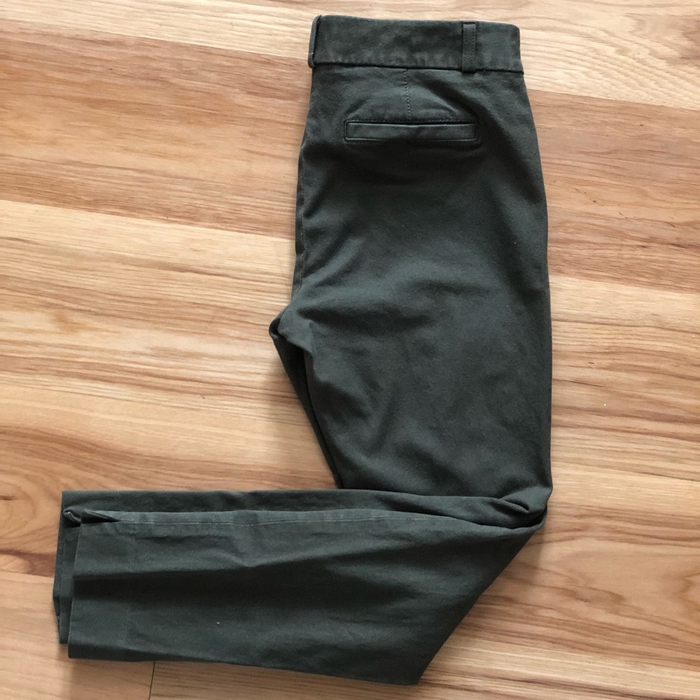 Army green sloan crop ankle fit pant